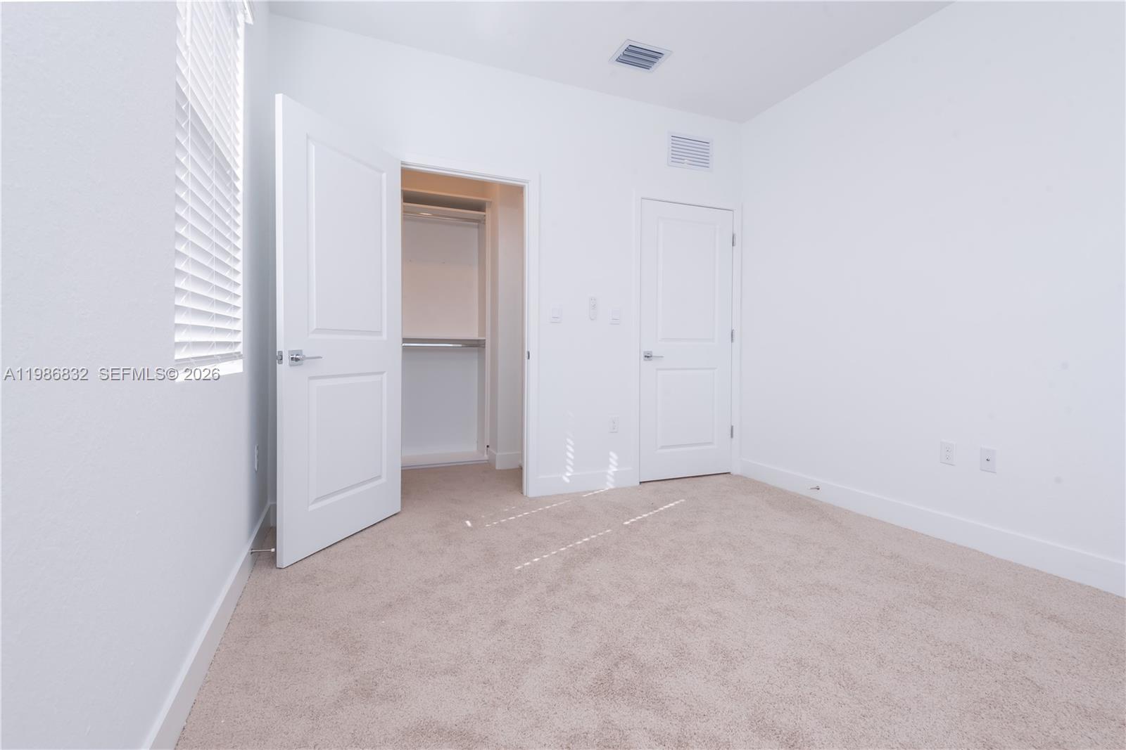 MERRICK SQUARE - Residential Lease