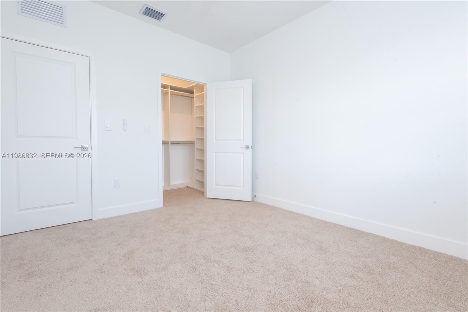 MERRICK SQUARE - Residential Lease