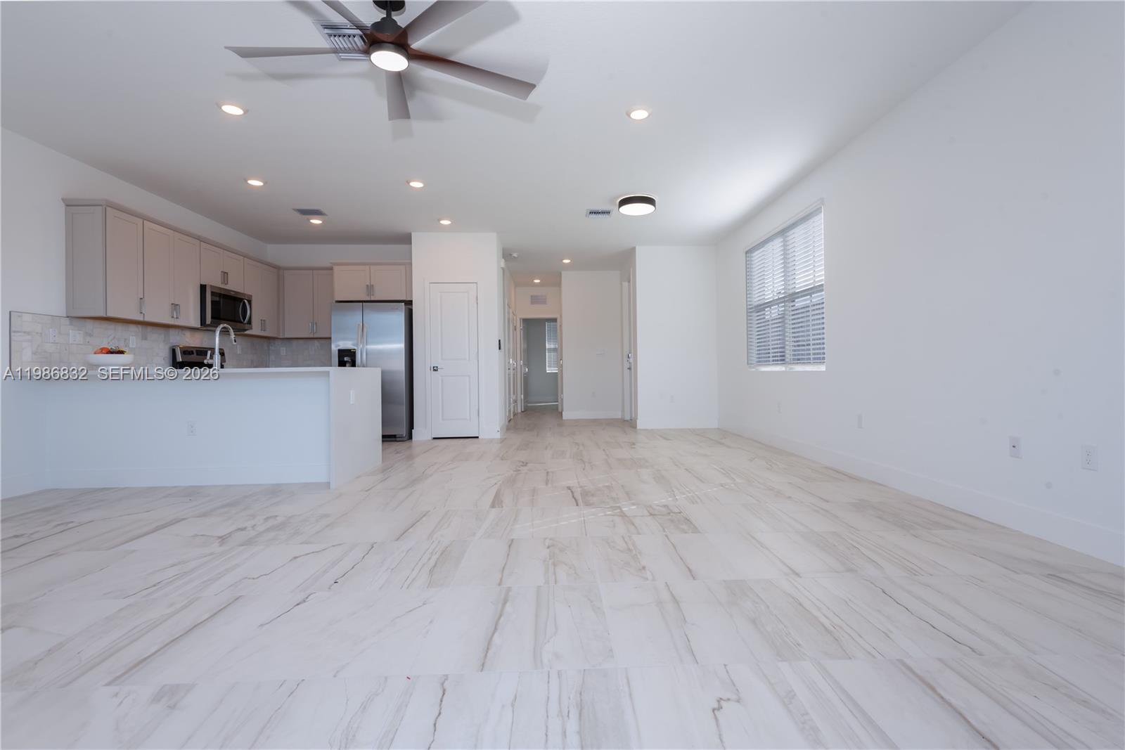 MERRICK SQUARE - Residential Lease