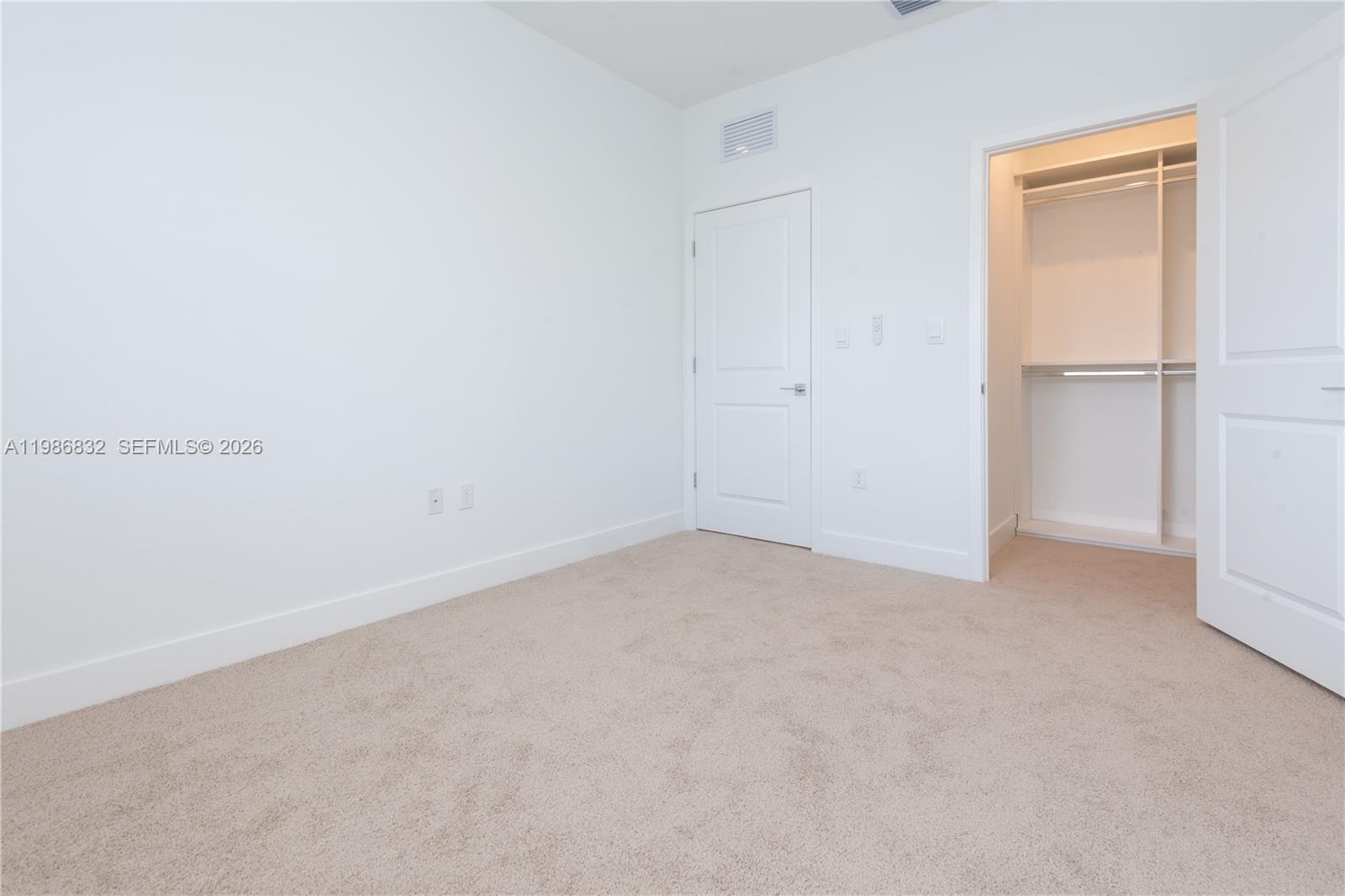 MERRICK SQUARE - Residential Lease