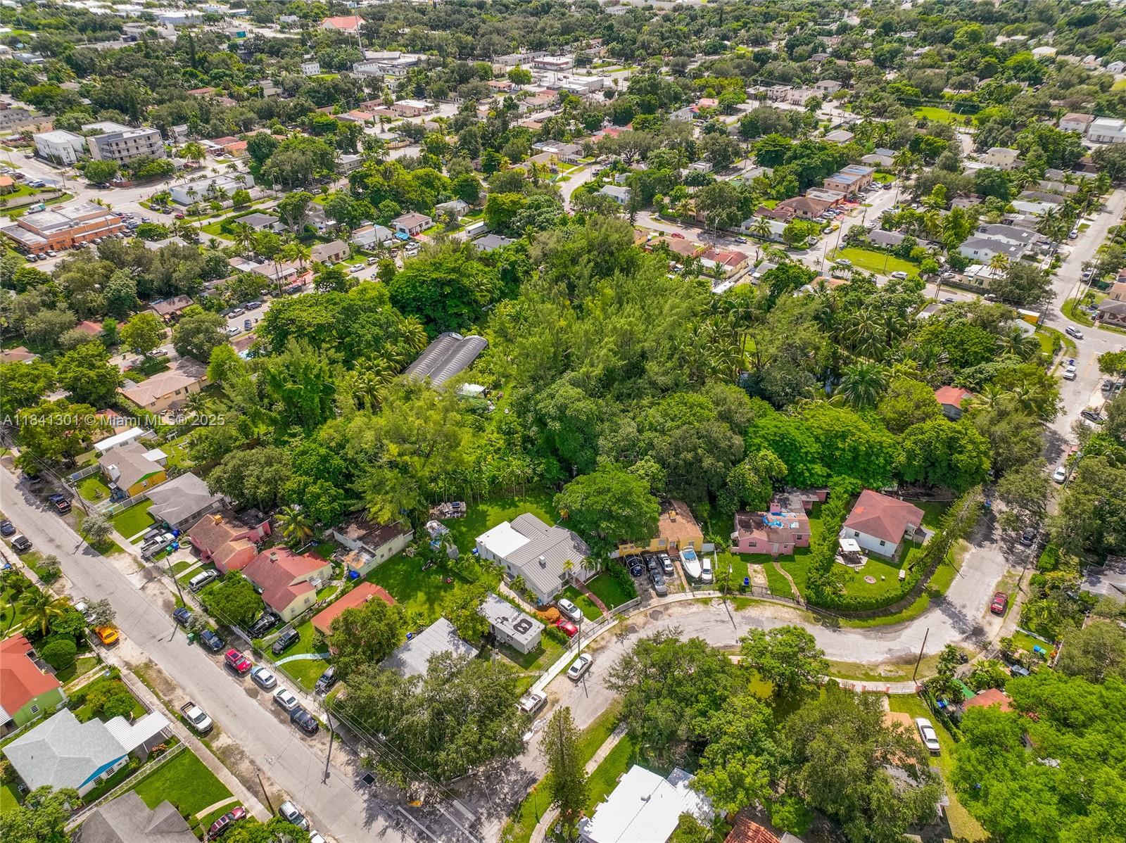 EDISON HEIGHTS SEC B - Land