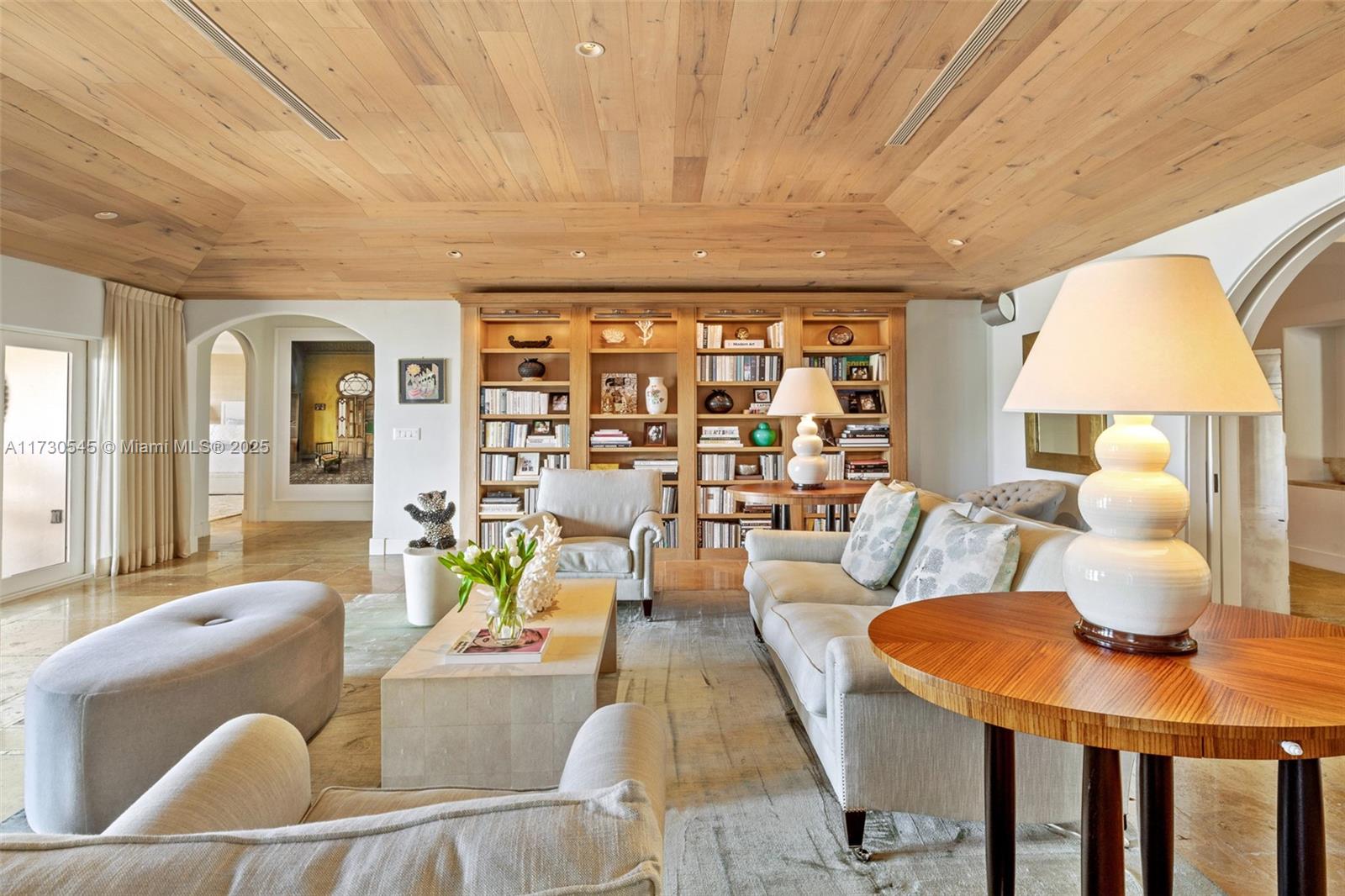 LA GORCE ISLAND-SUB OF - Residential