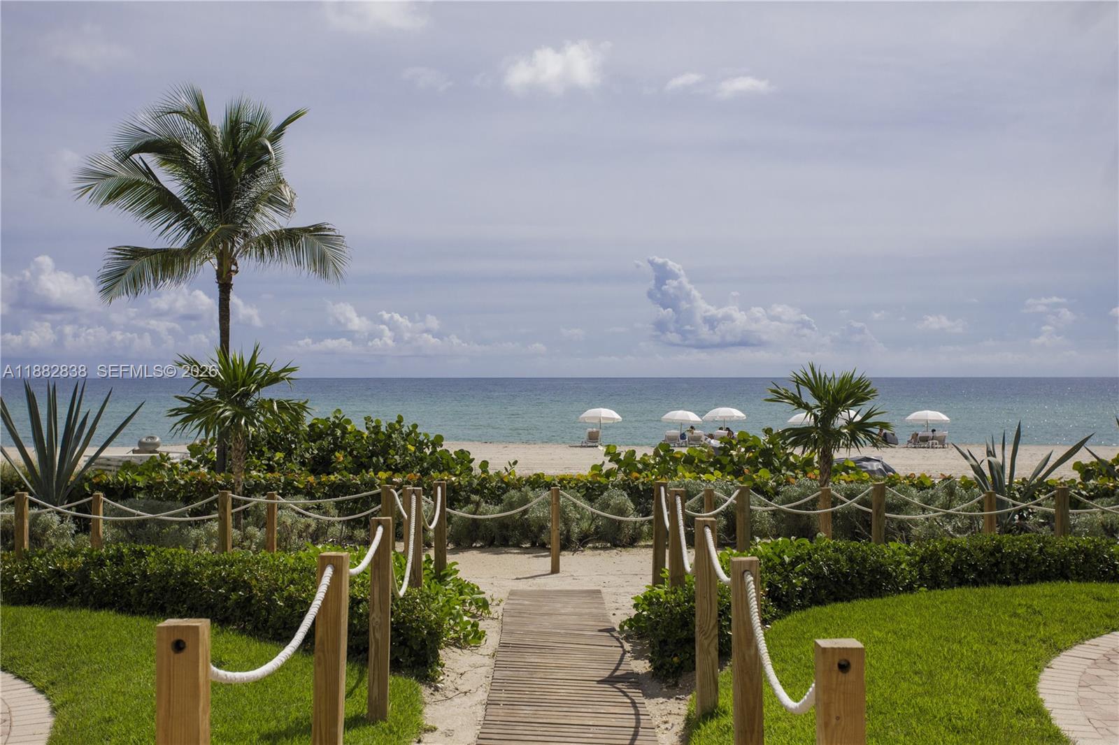 TRUMP ROYALE CONDO - Residential