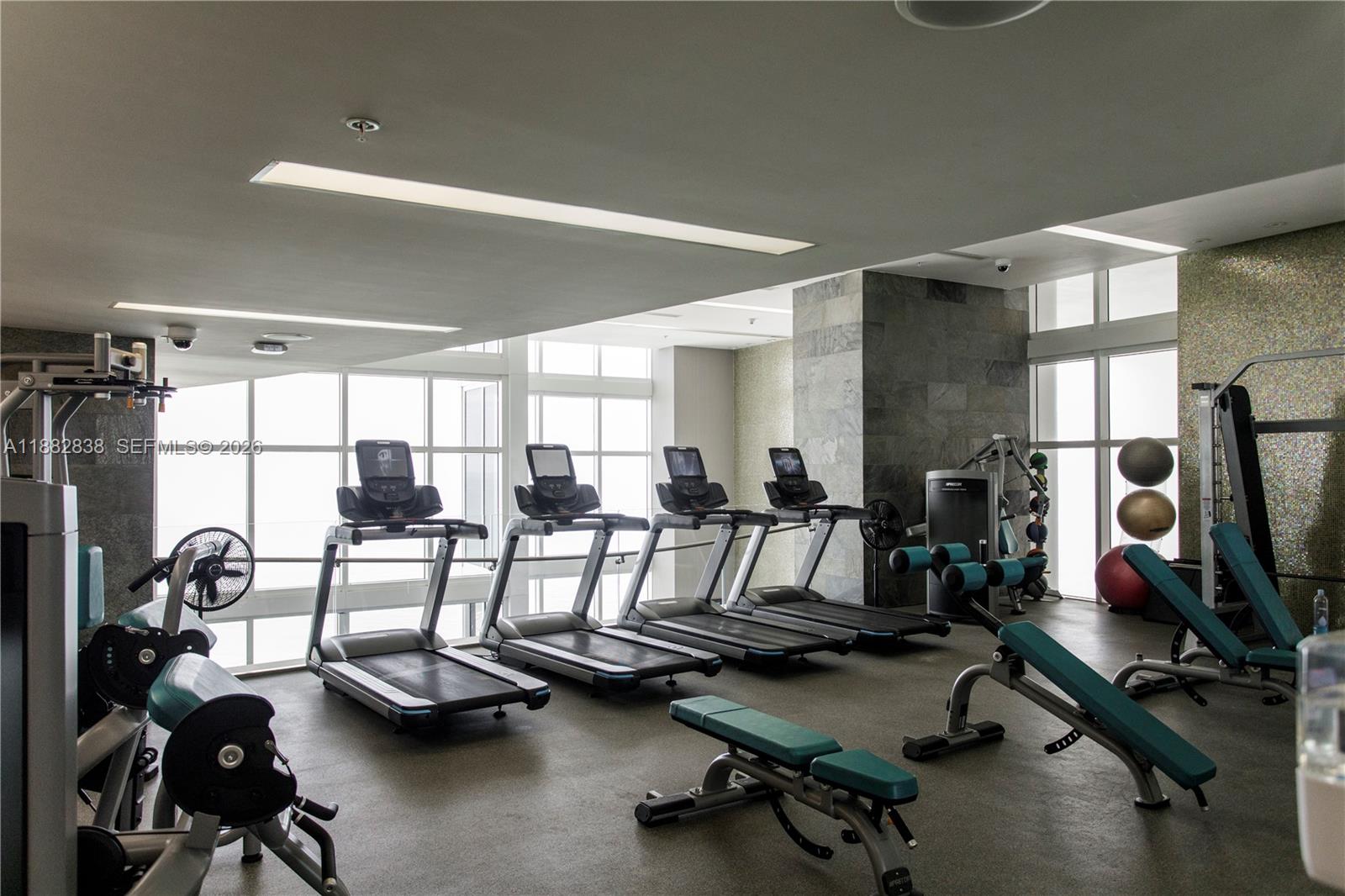 TRUMP ROYALE CONDO - Residential