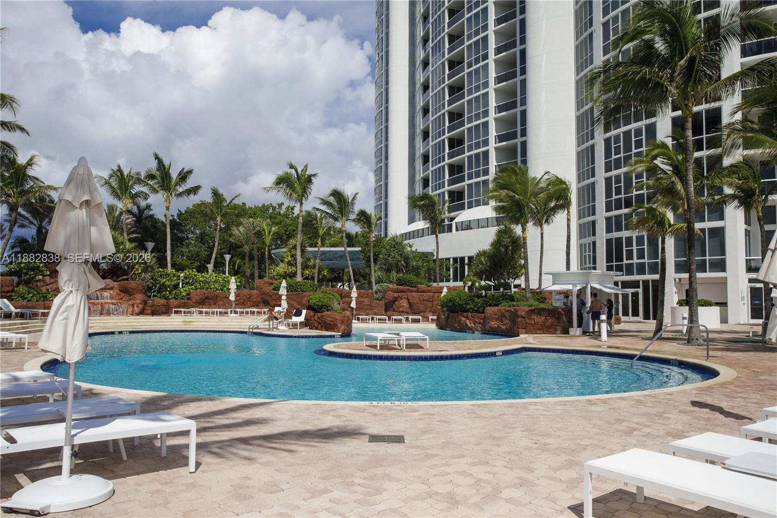 TRUMP ROYALE CONDO - Residential