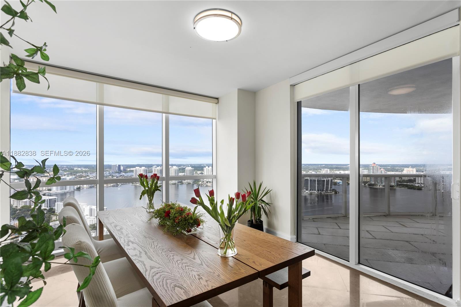 TRUMP ROYALE CONDO - Residential