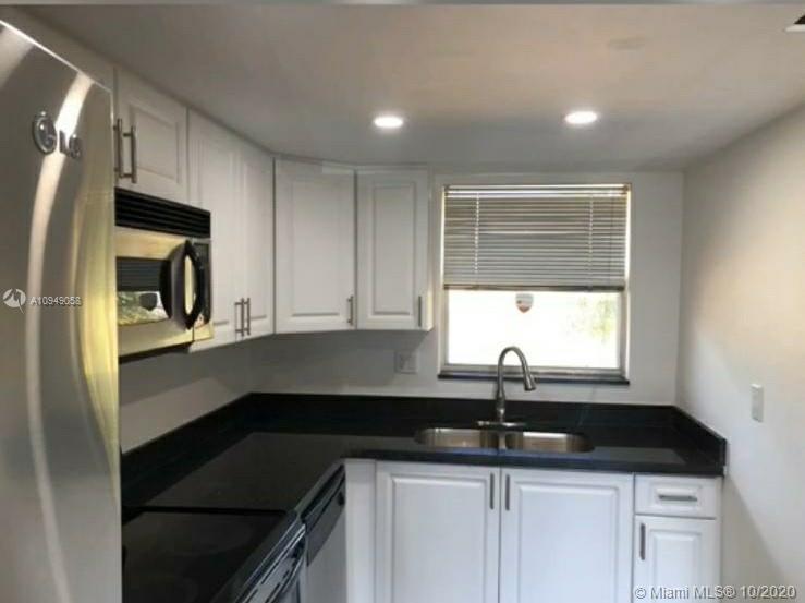 THE BEACH CLUB FONTAINEBL - Residential Lease