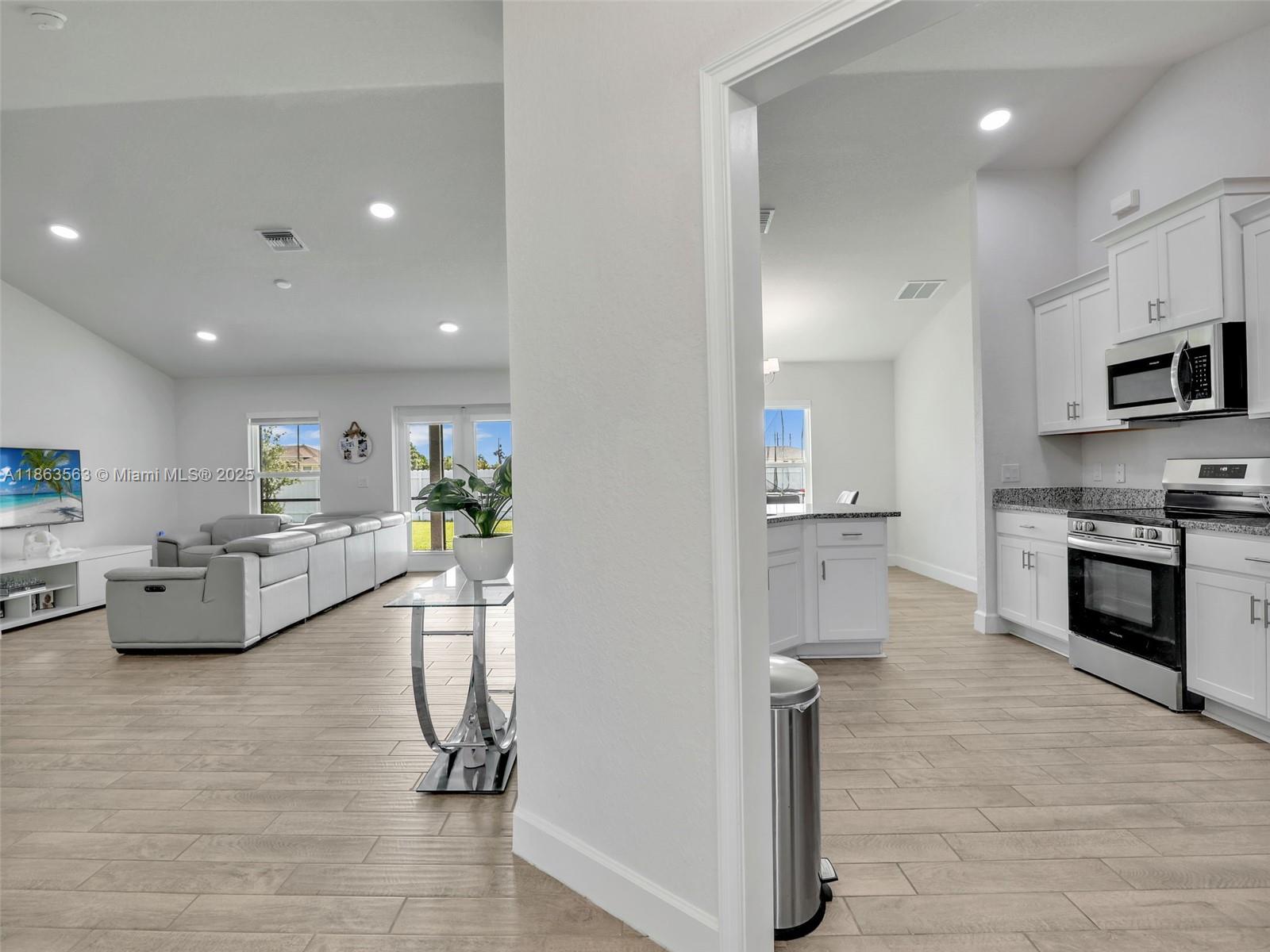 Nort Cape Coral - Residential