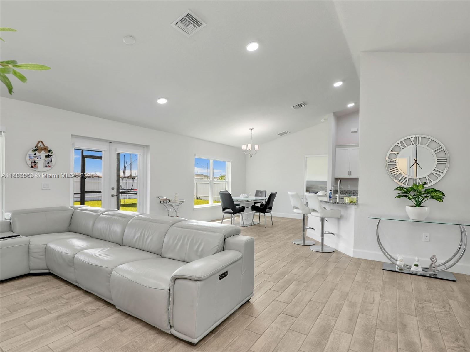 Nort Cape Coral - Residential