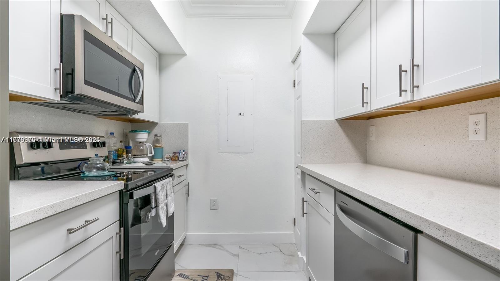 201 SW 116th Ave 22208