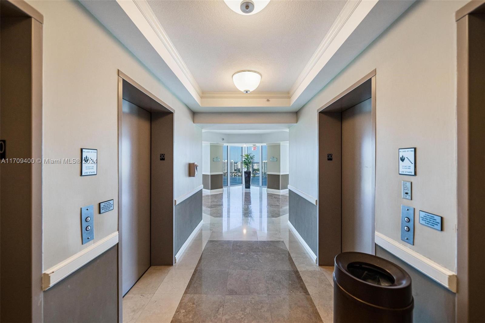 TRUMP INTERNATIONAL SONES - Residential Lease