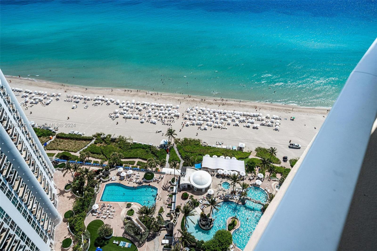 TRUMP INTERNATIONAL SONES - Residential Lease