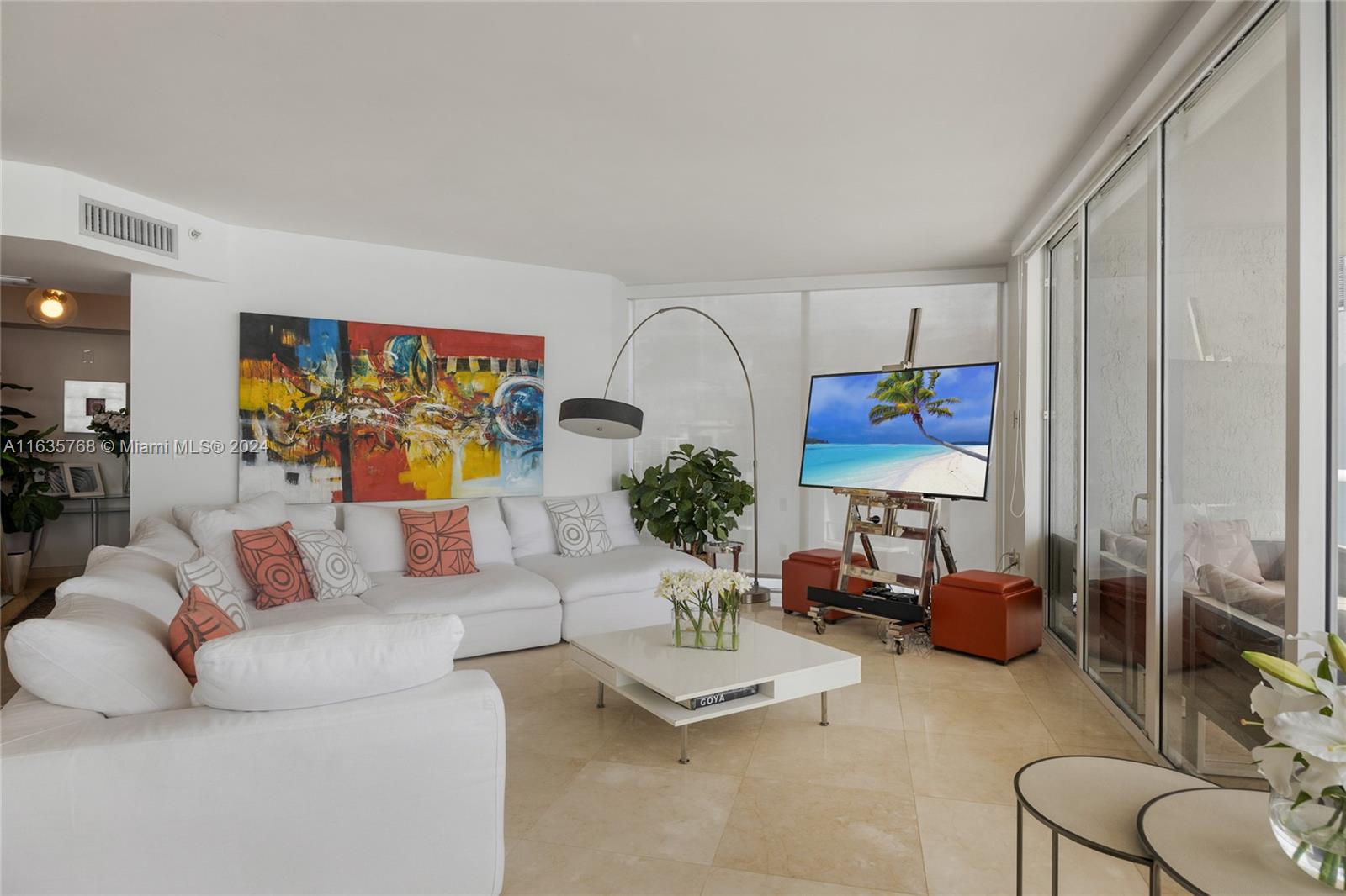 18671 Collins Ave 2702