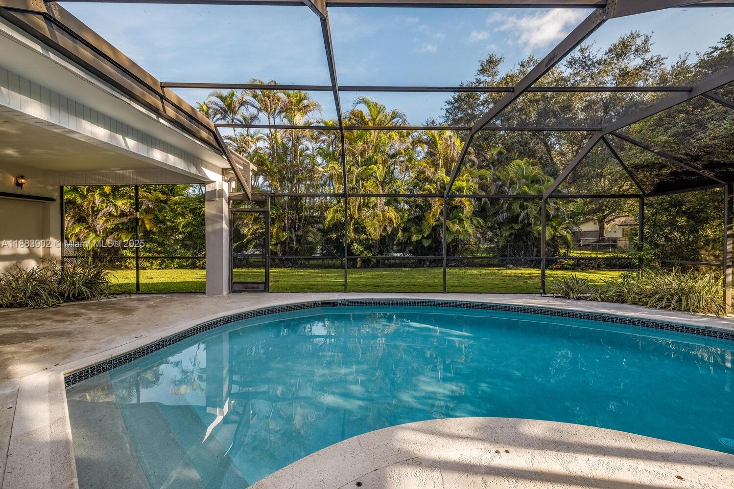 COUNTRY CLUB GROVE PT 4 - Residential Lease