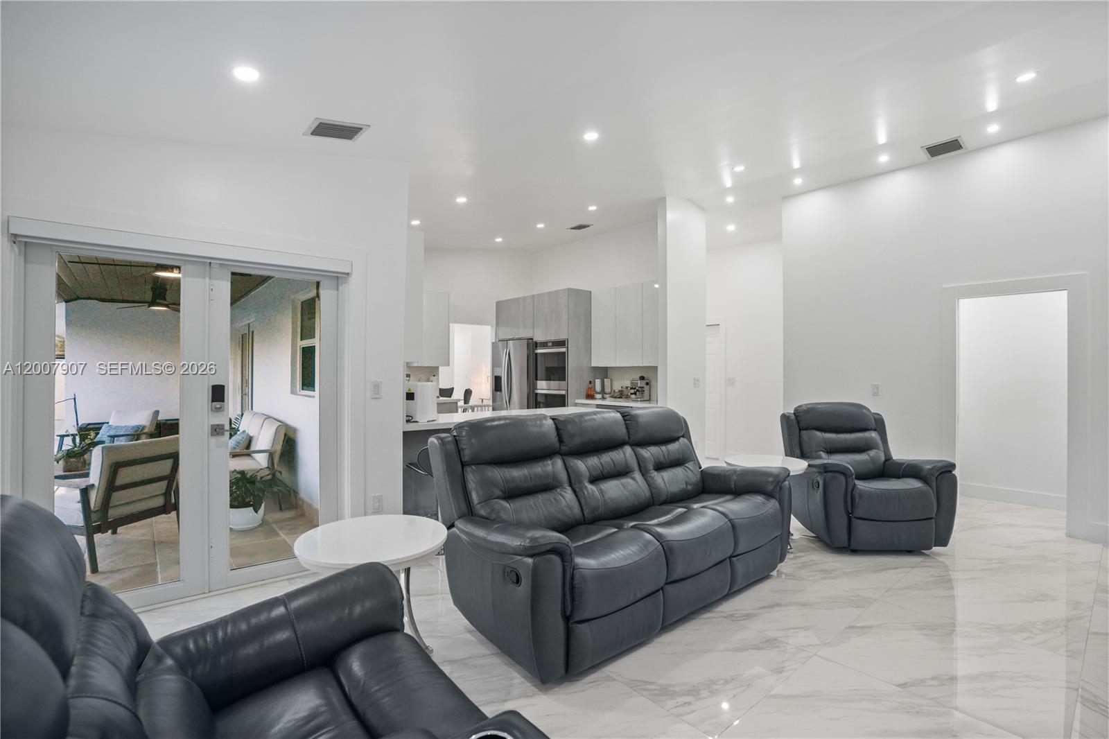 MICHE GARDENS - Residential