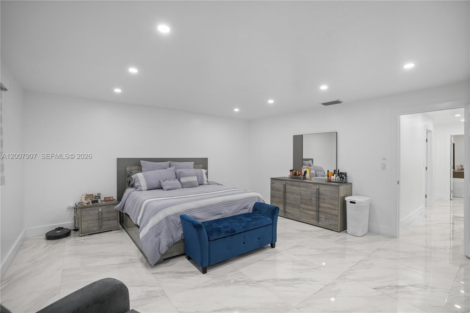 MICHE GARDENS - Residential