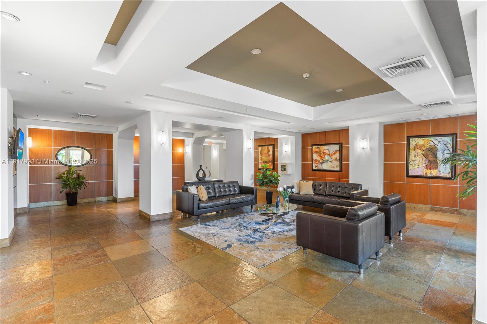 DUO CONDOMINIUM WEST - Residential Lease