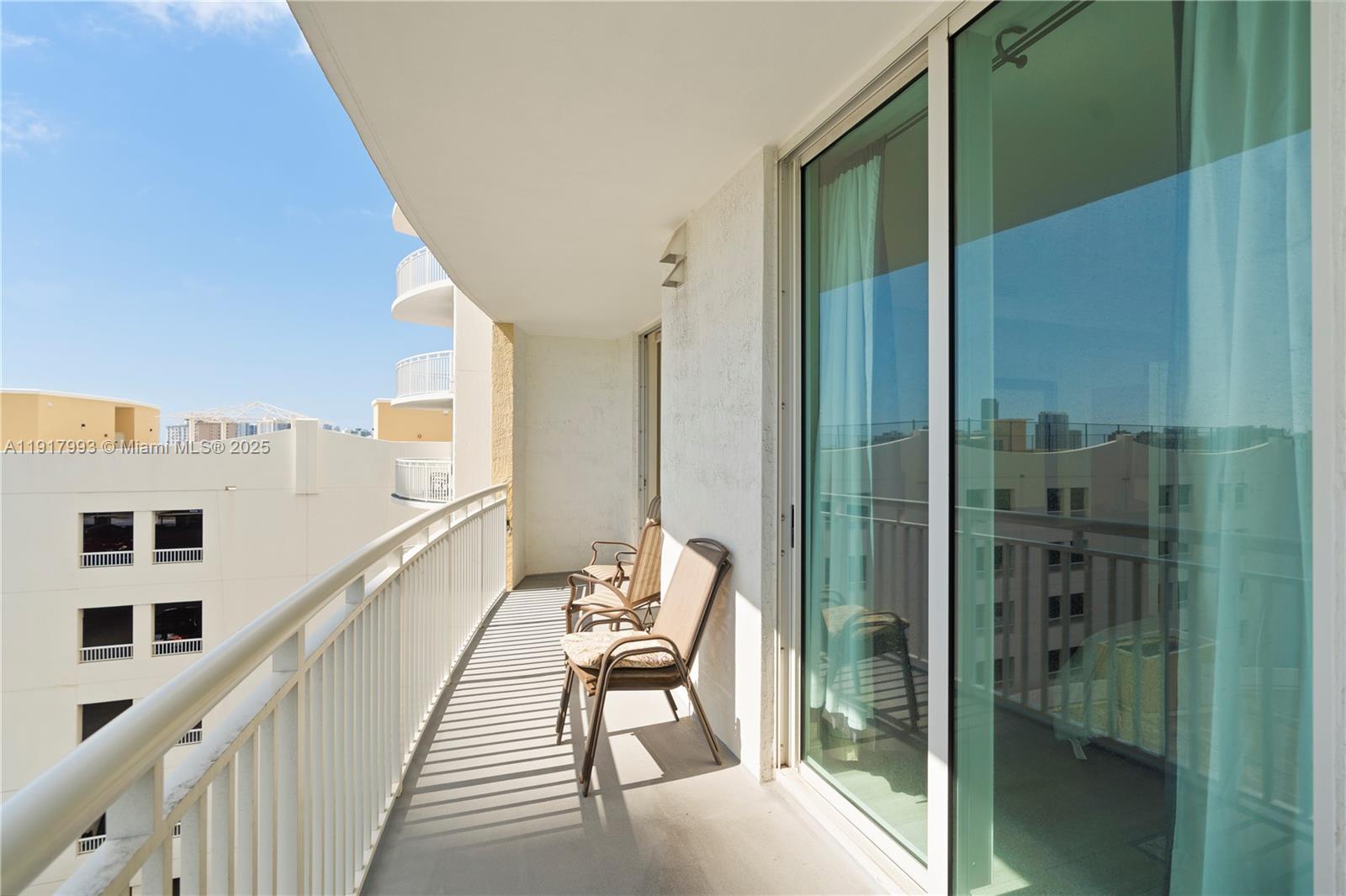 DUO CONDOMINIUM WEST - Residential Lease