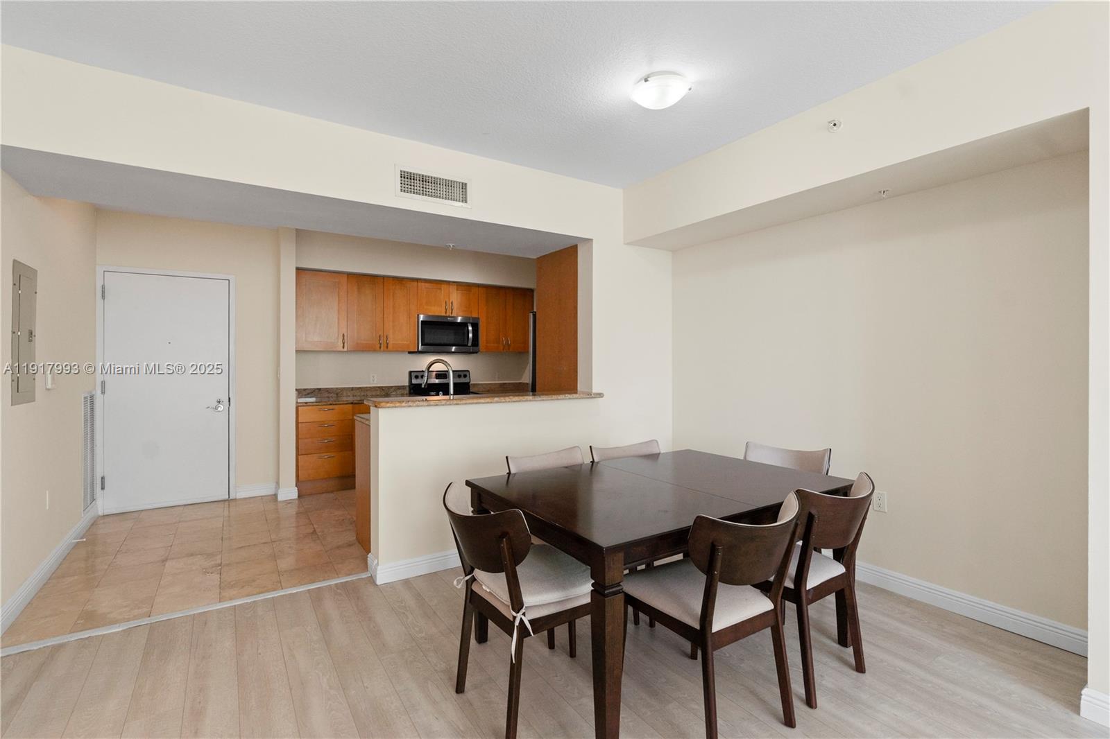 DUO CONDOMINIUM WEST - Residential Lease