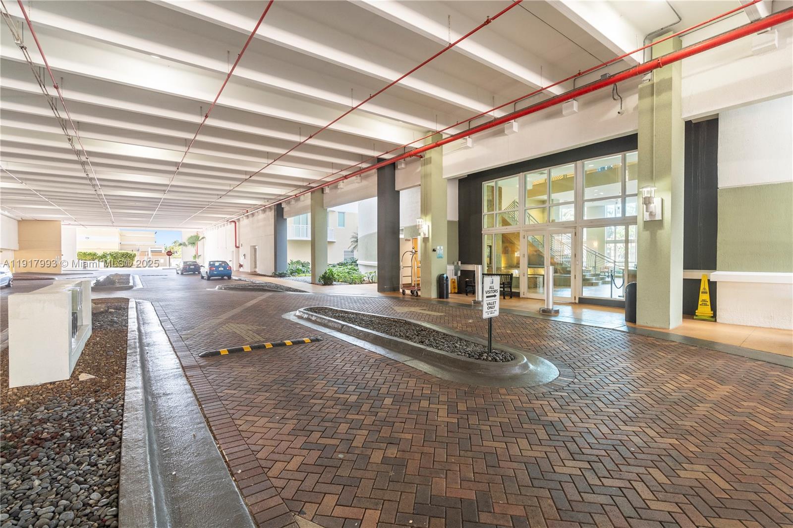 DUO CONDOMINIUM WEST - Residential Lease