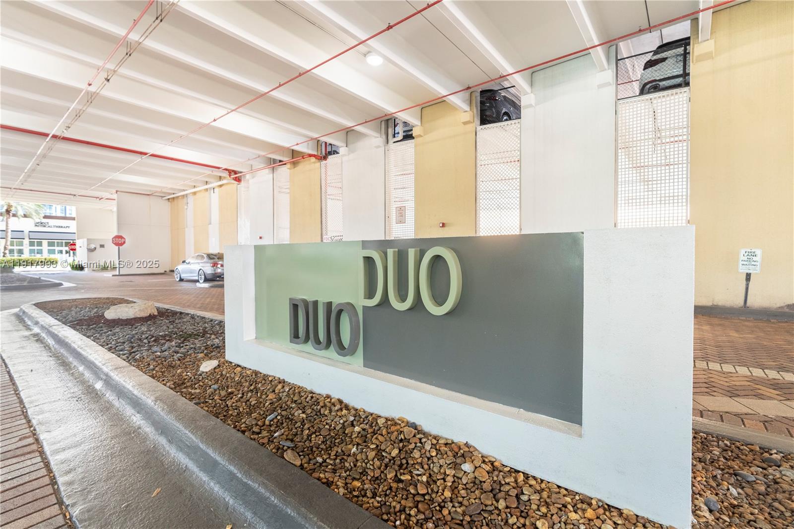 DUO CONDOMINIUM WEST - Residential Lease