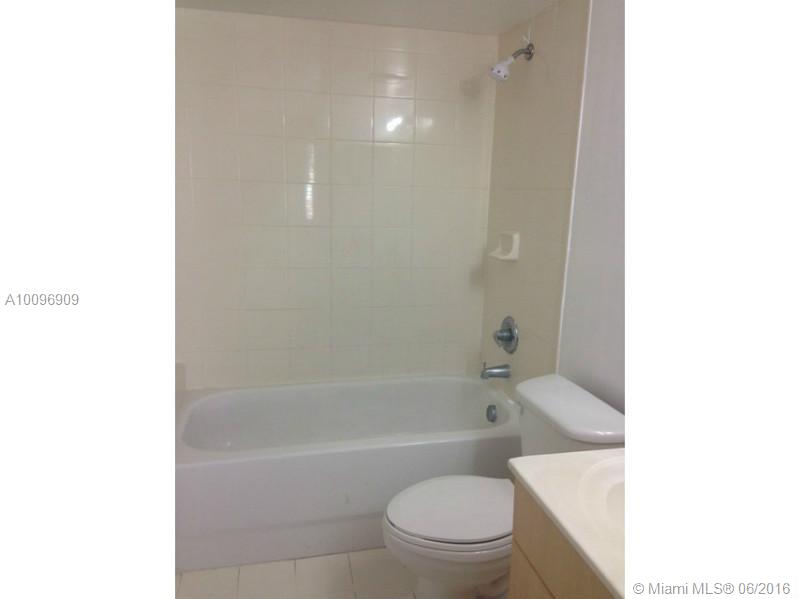 Villas/Snapper Village Co - Residential Lease