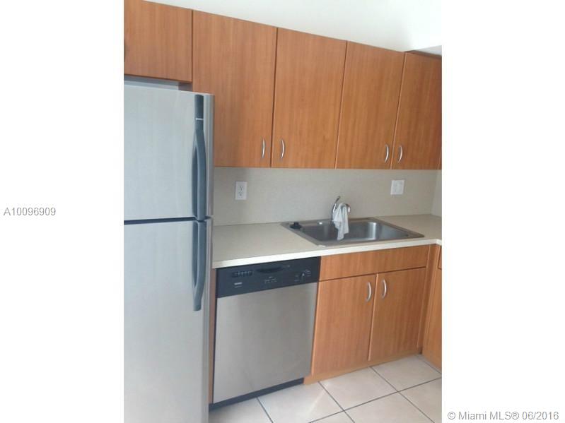 Villas/Snapper Village Co - Residential Lease