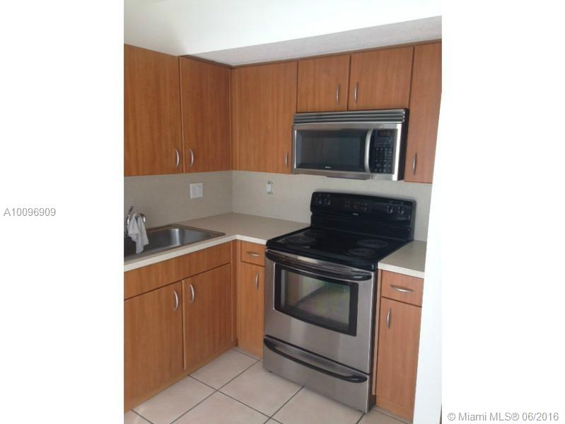 Villas/Snapper Village Co - Residential Lease