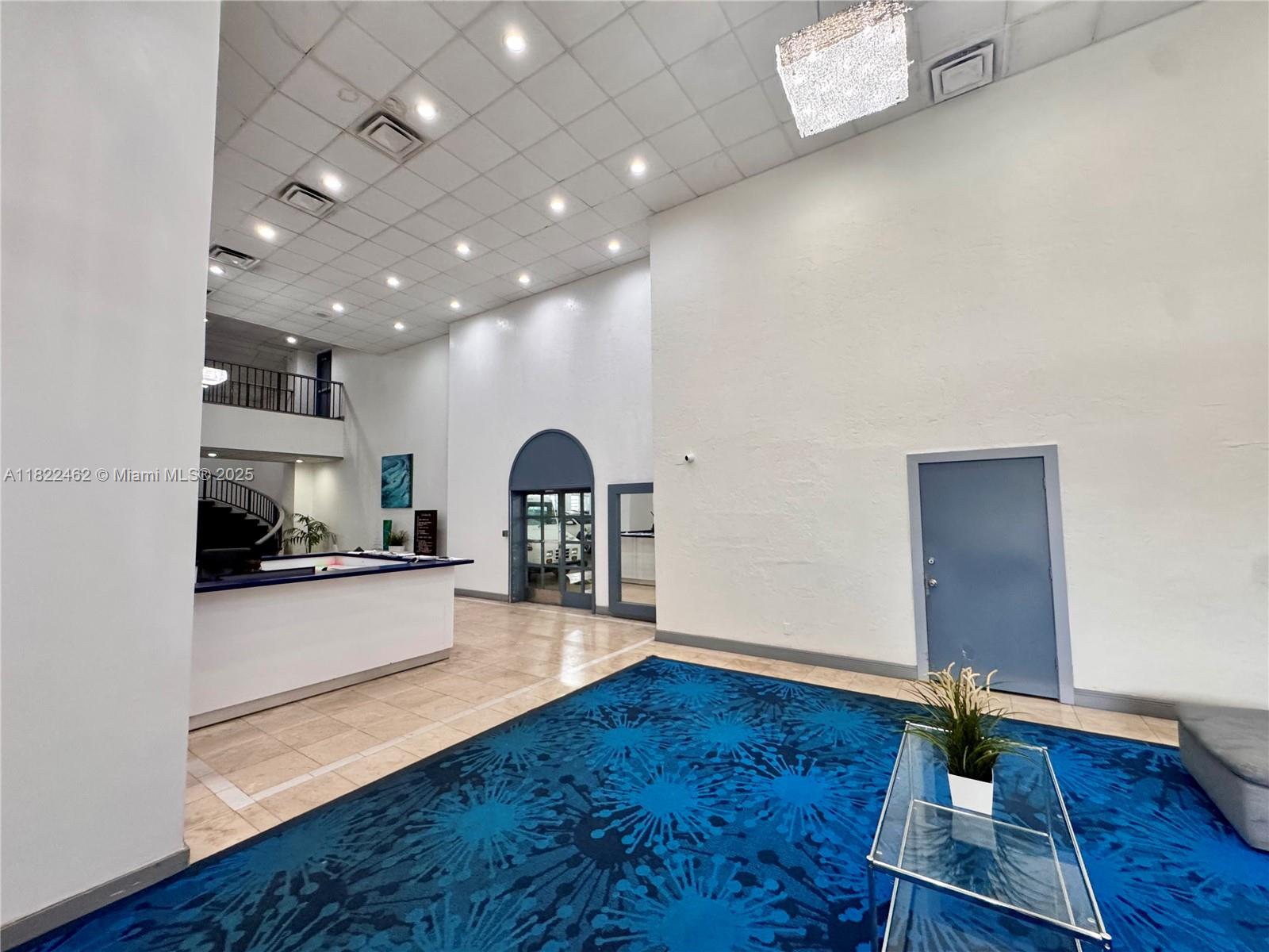 SAILBOAT CAY CONDO - Residential