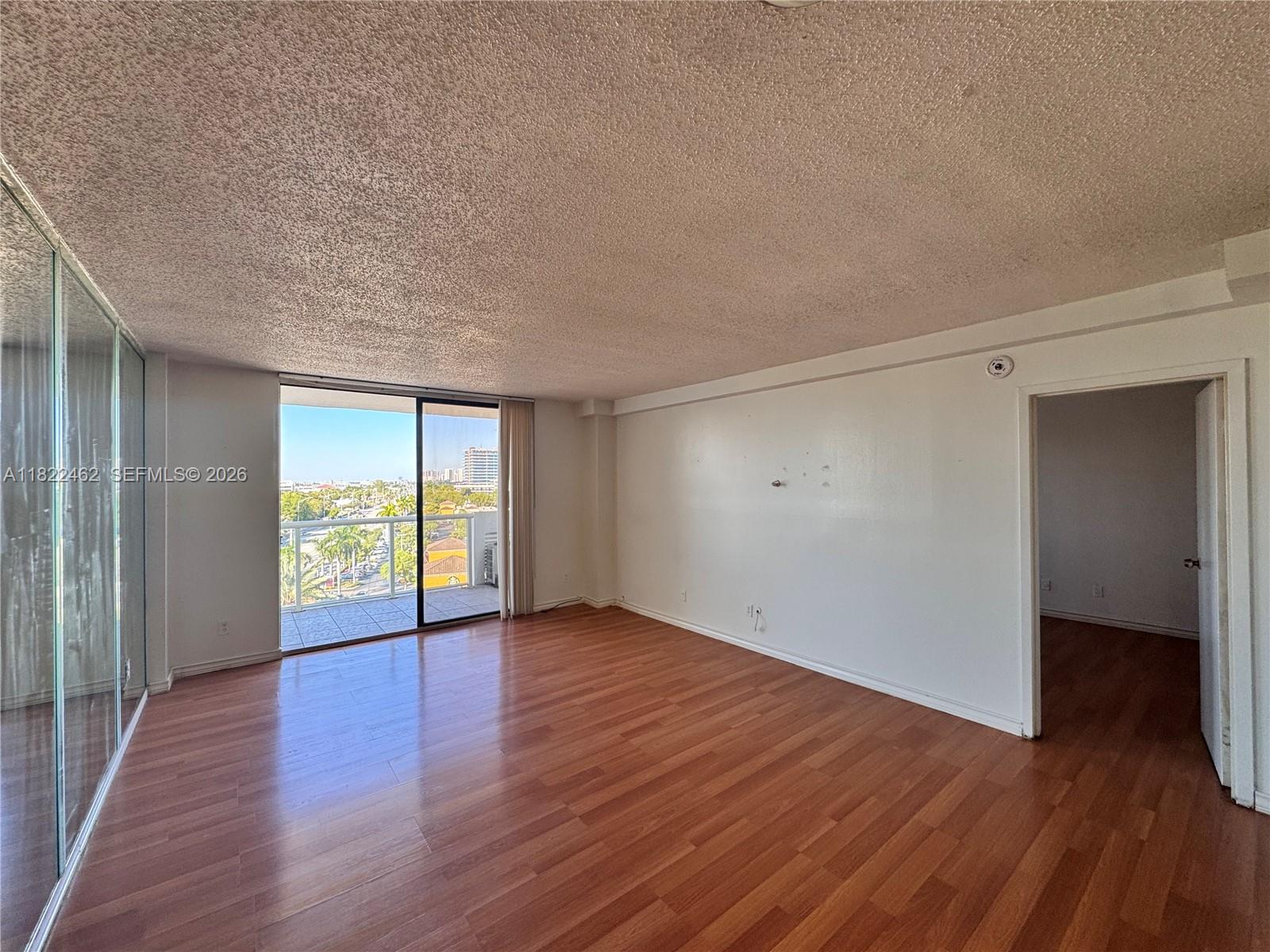 SAILBOAT CAY CONDO - Residential