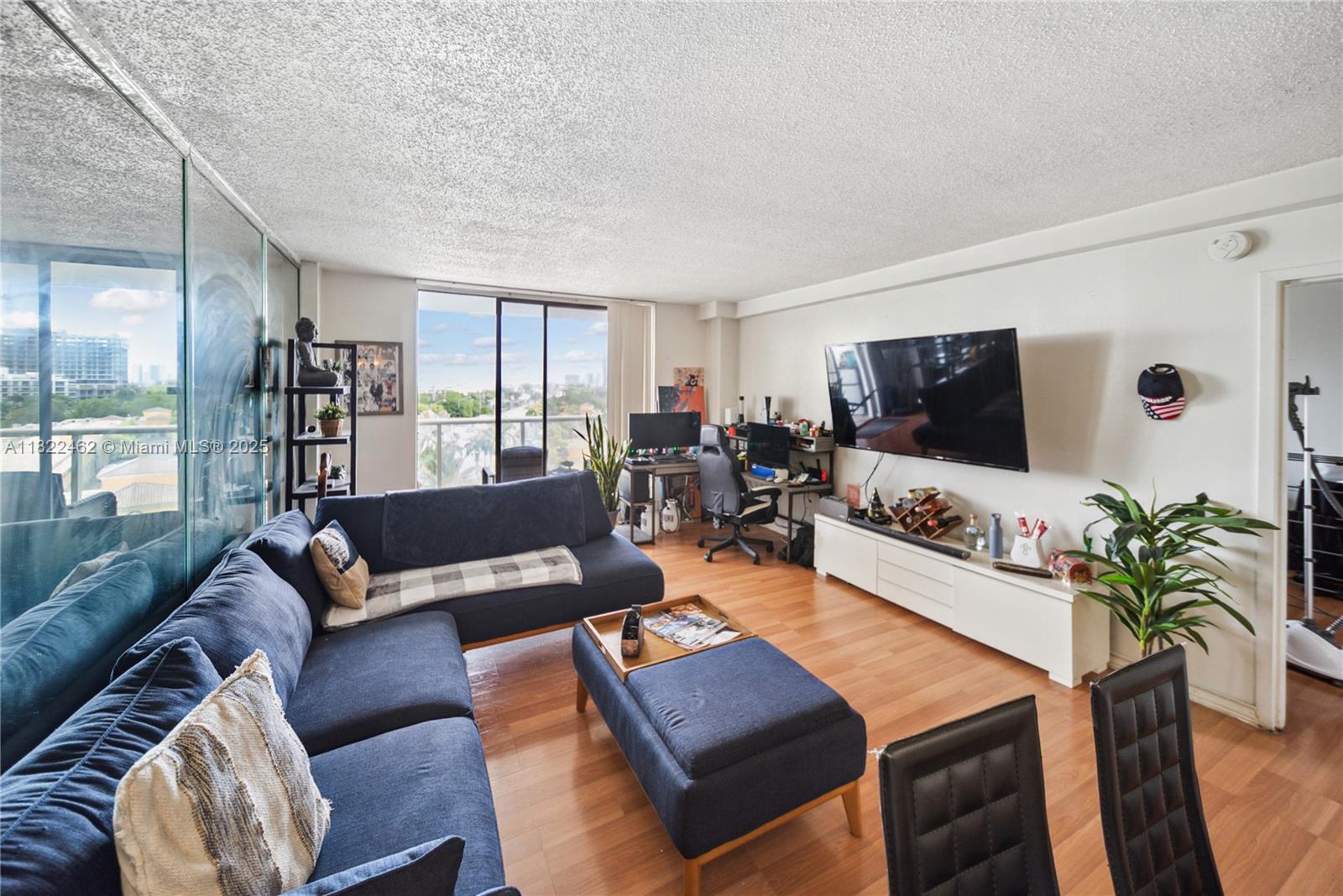 SAILBOAT CAY CONDO - Residential