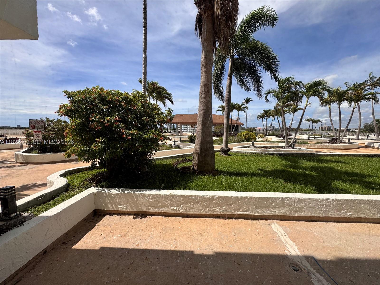 SAILBOAT CAY CONDO - Residential