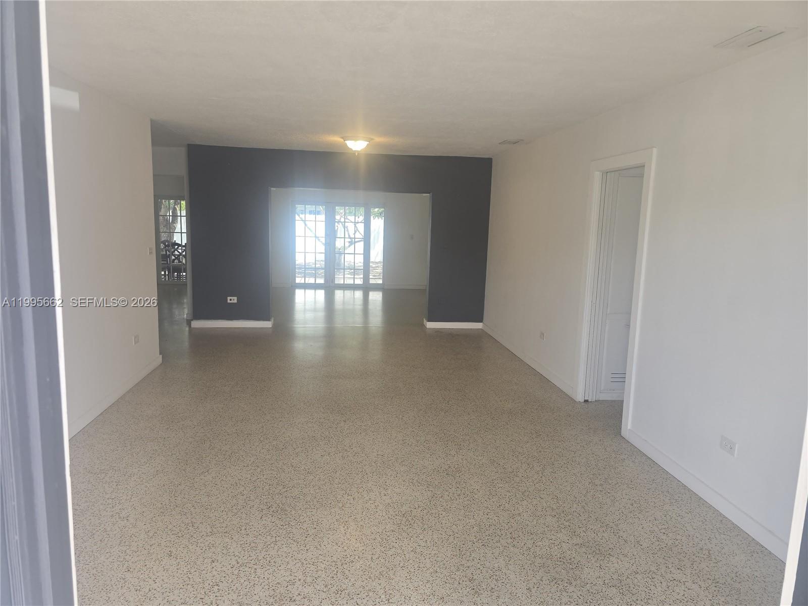 CORAL PARK ESTATES SEC 5 - Residential