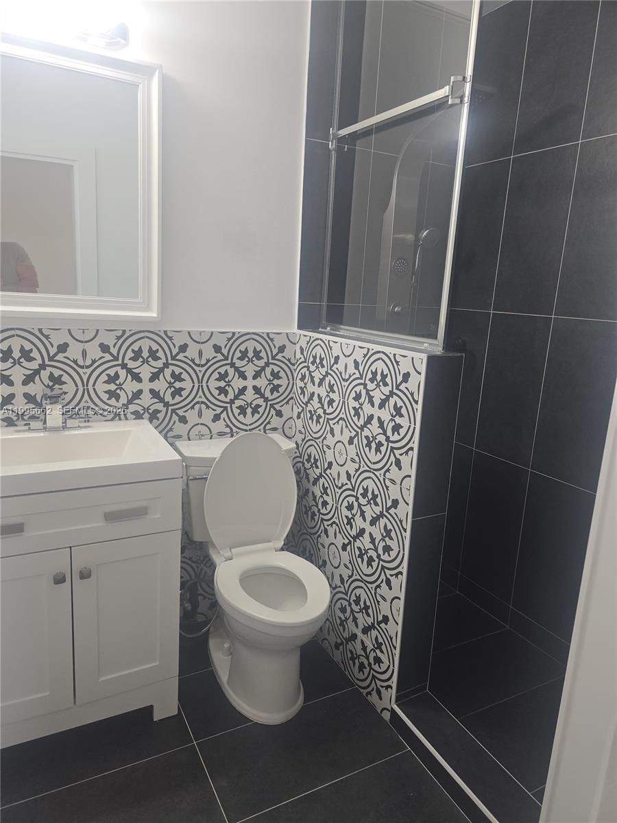 CORAL PARK ESTATES SEC 5 - Residential