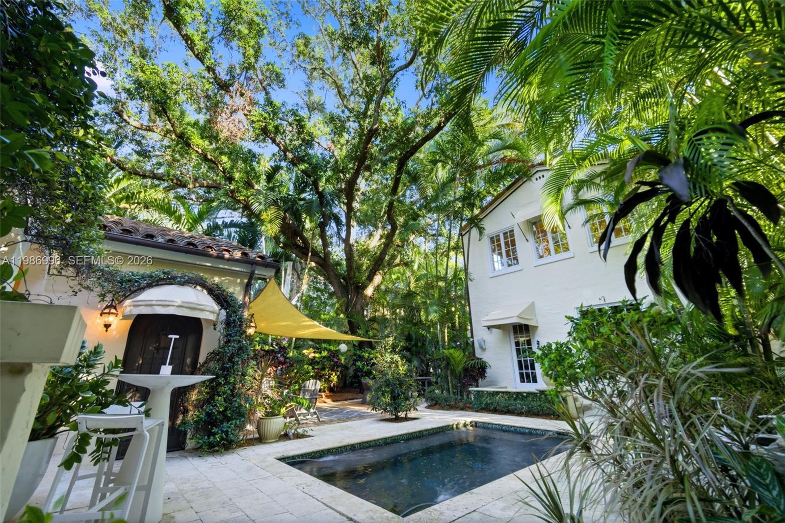 CORAL GABLE COUNTRY CLUB - Residential