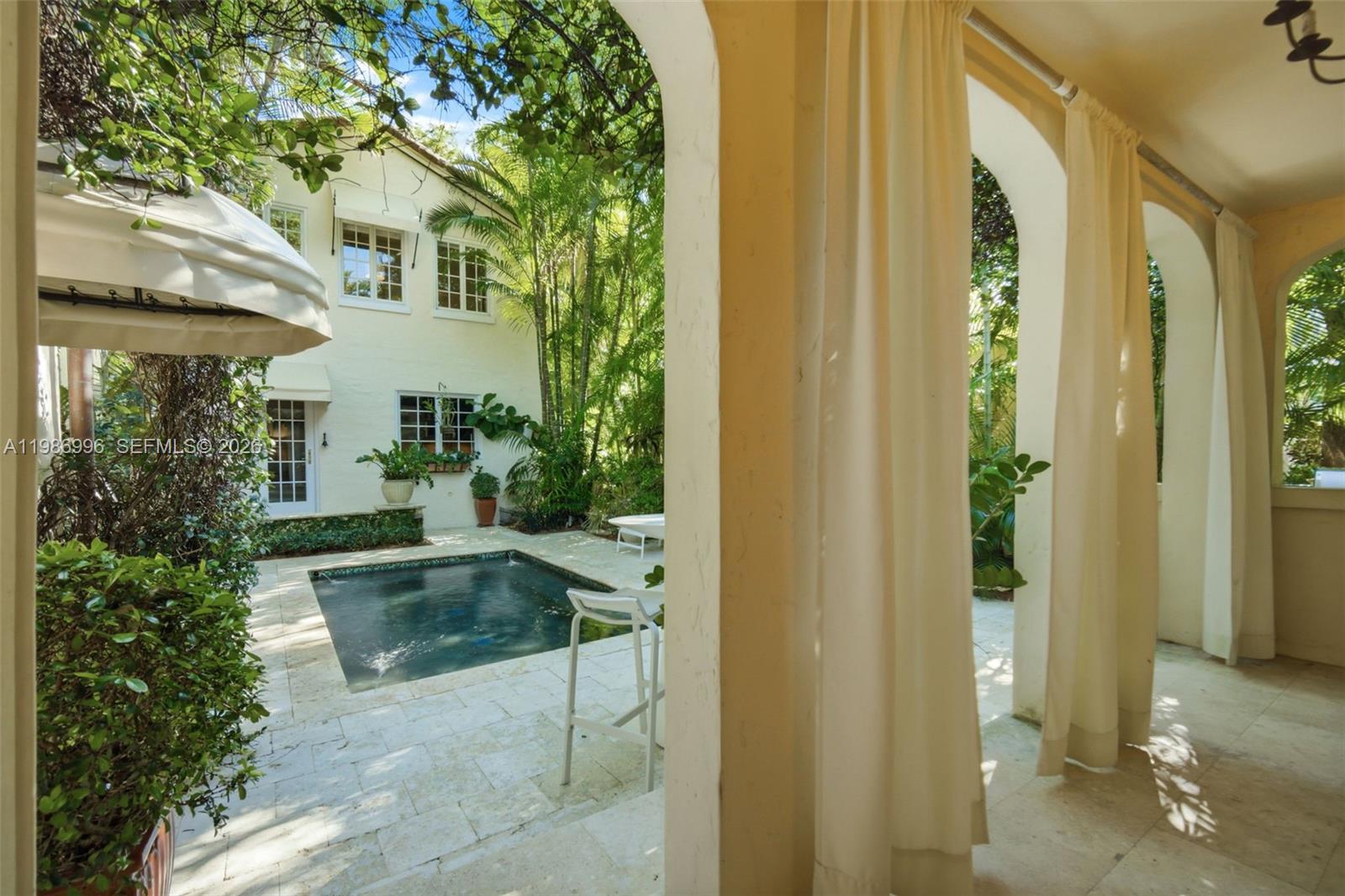 CORAL GABLE COUNTRY CLUB - Residential