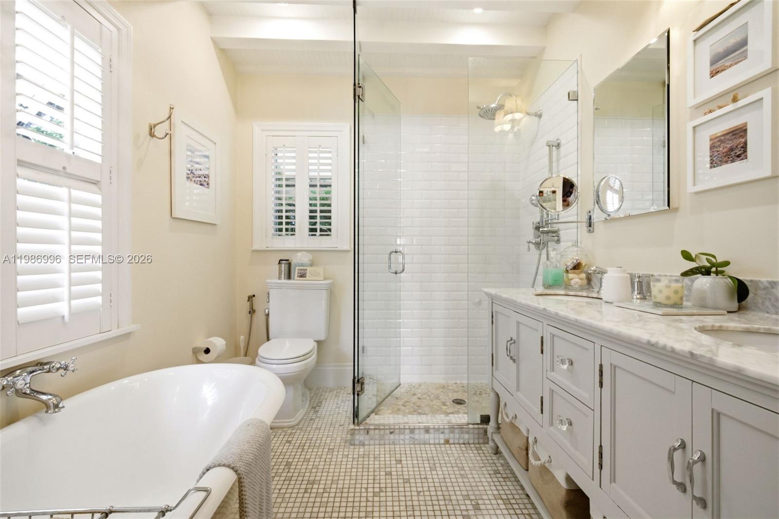 CORAL GABLE COUNTRY CLUB - Residential