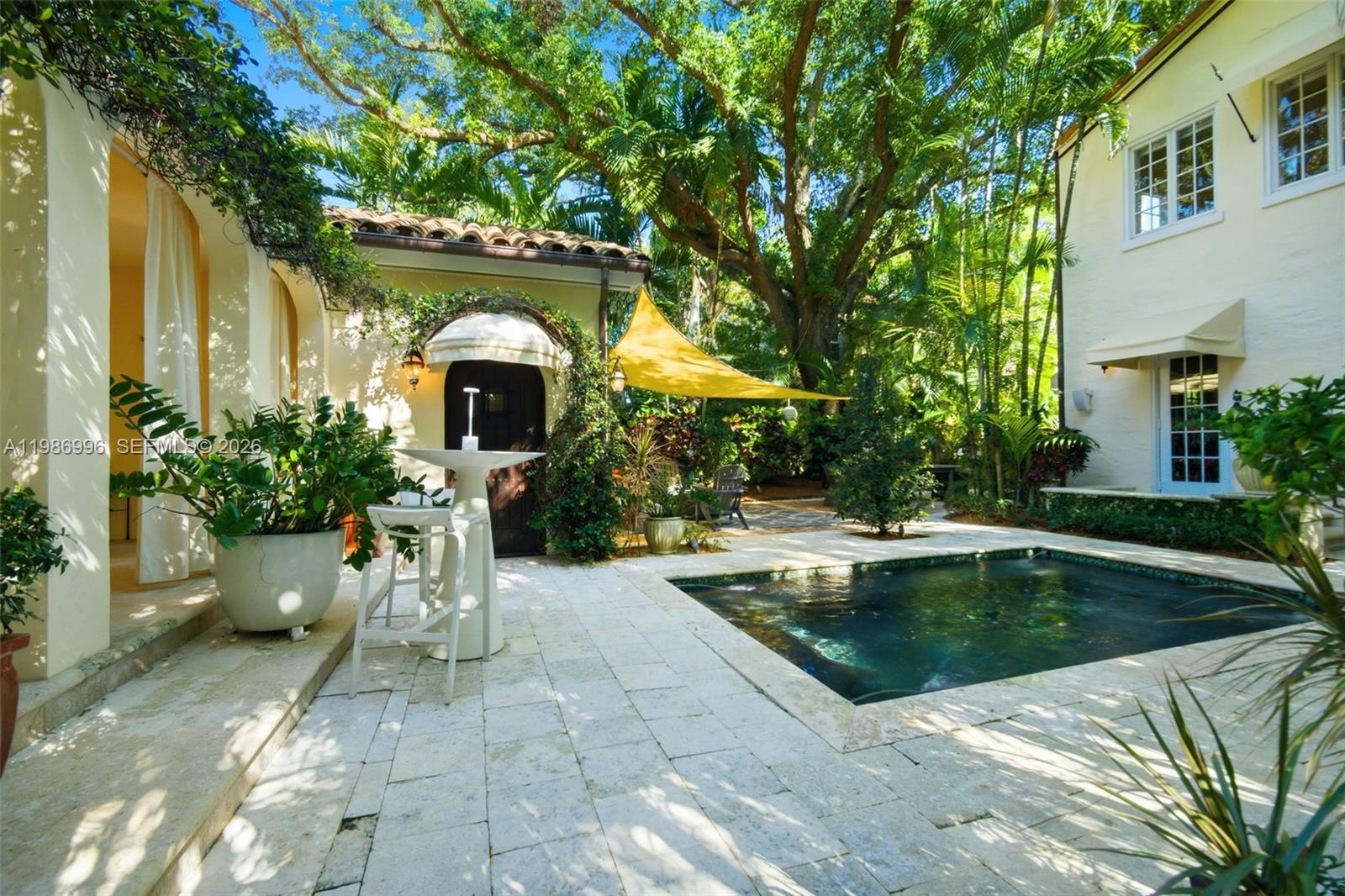 CORAL GABLE COUNTRY CLUB - Residential