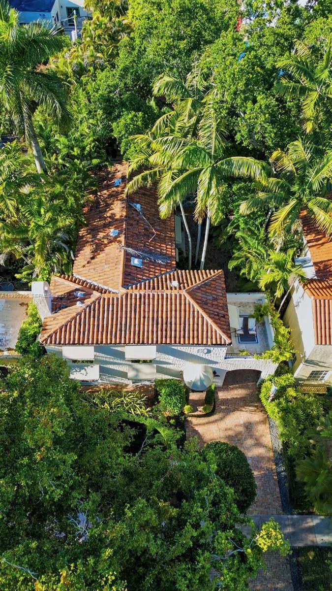 CORAL GABLE COUNTRY CLUB - Residential