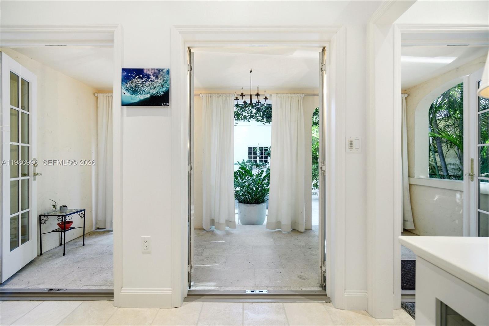 CORAL GABLE COUNTRY CLUB - Residential