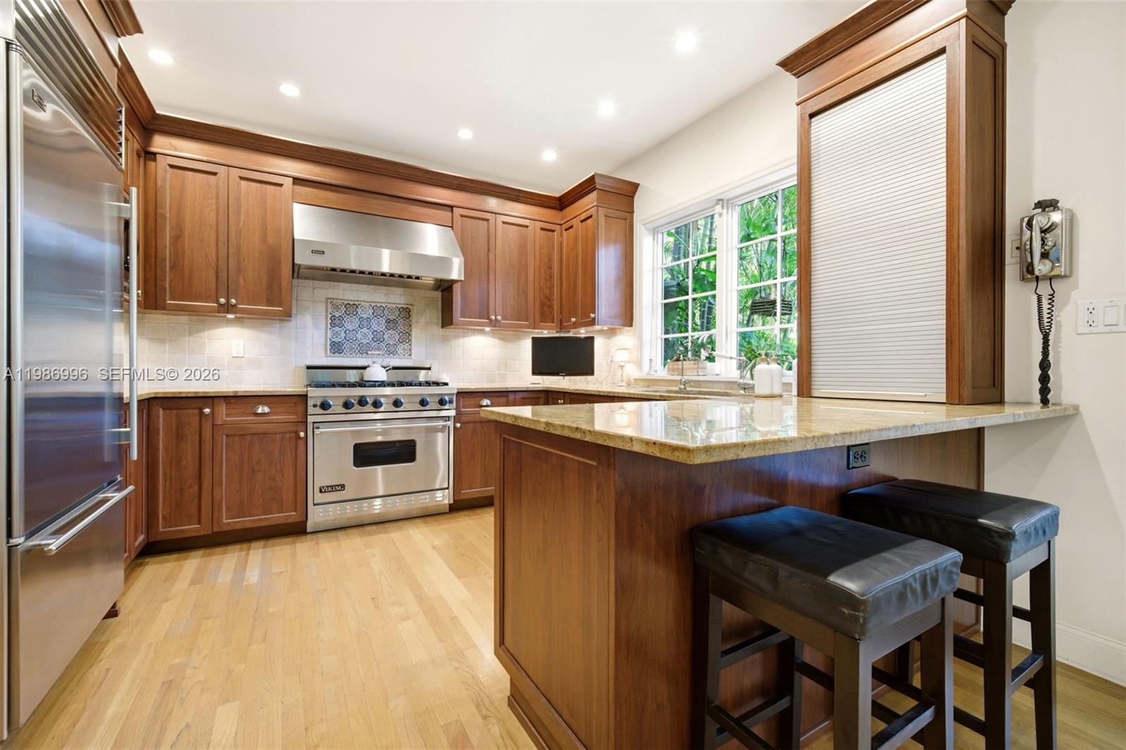 CORAL GABLE COUNTRY CLUB - Residential