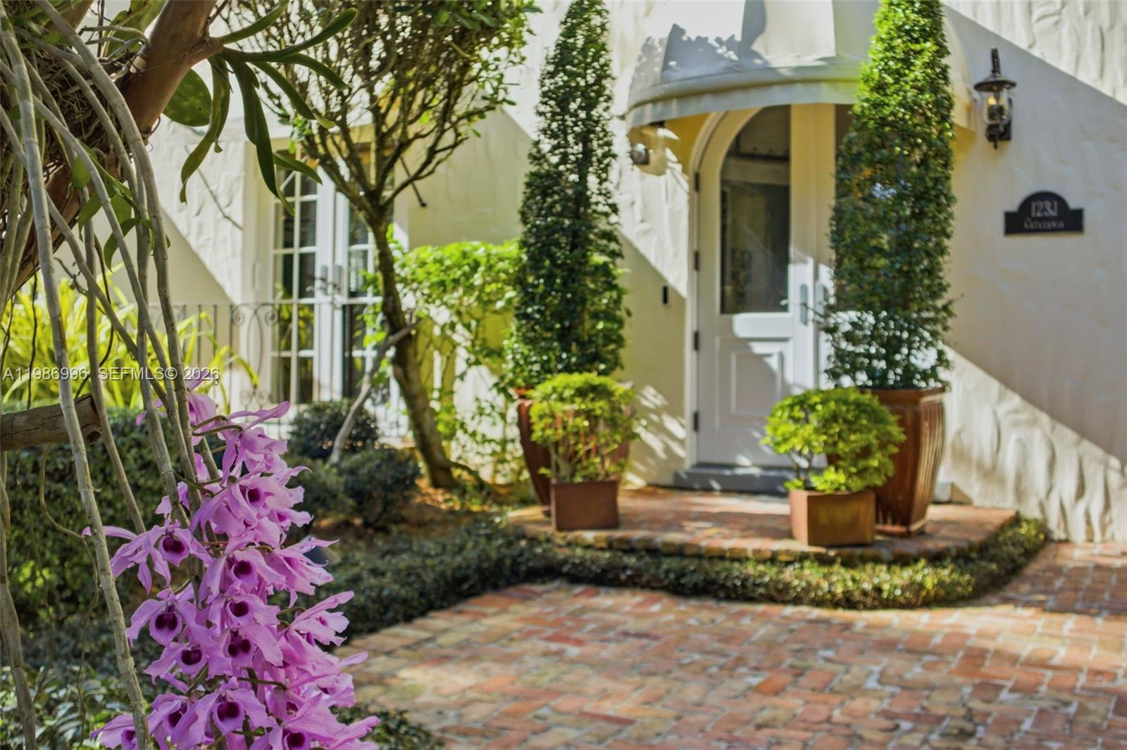 CORAL GABLE COUNTRY CLUB - Residential