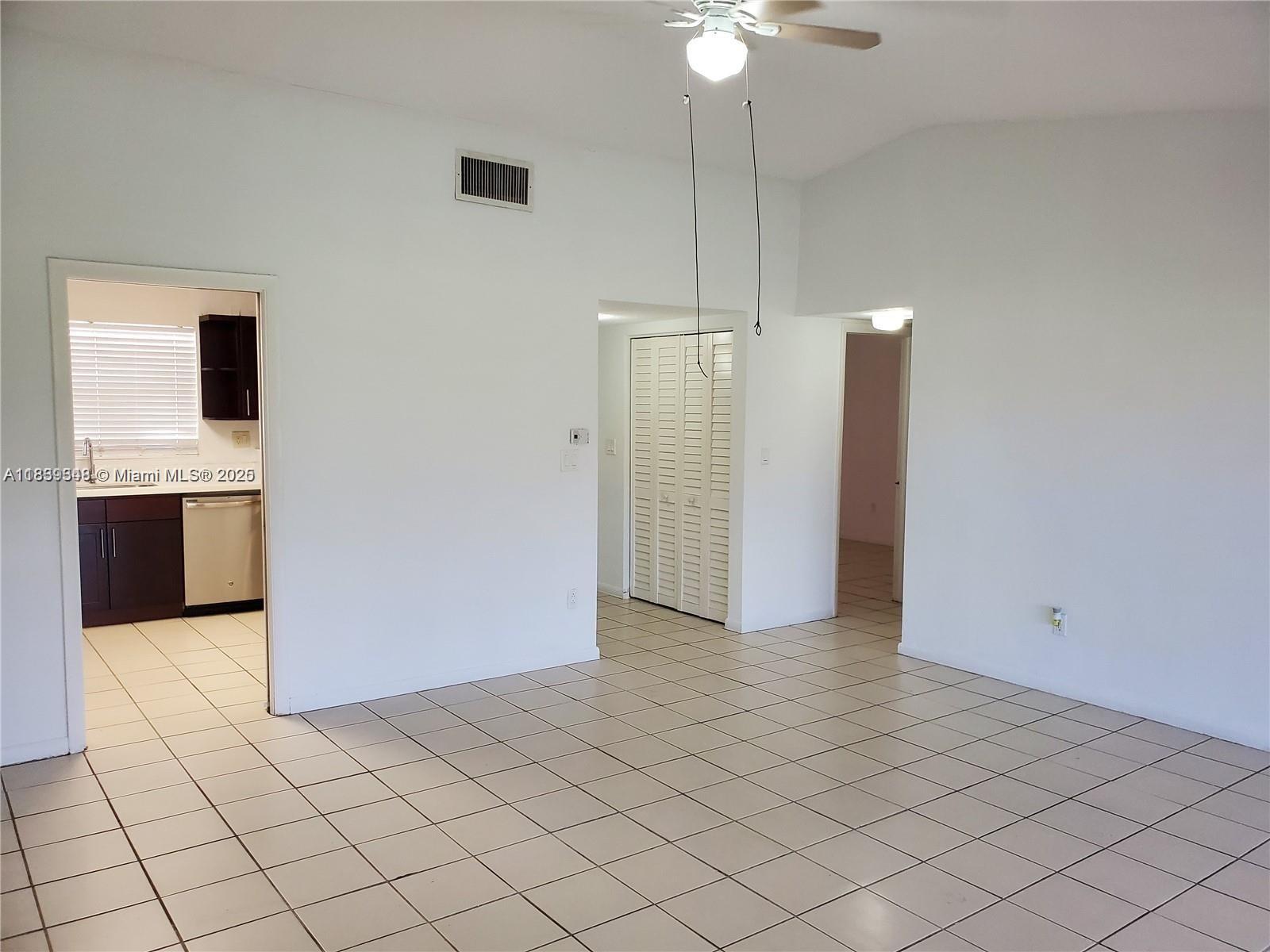 12335 SW 110th S Canal St Rd 12335