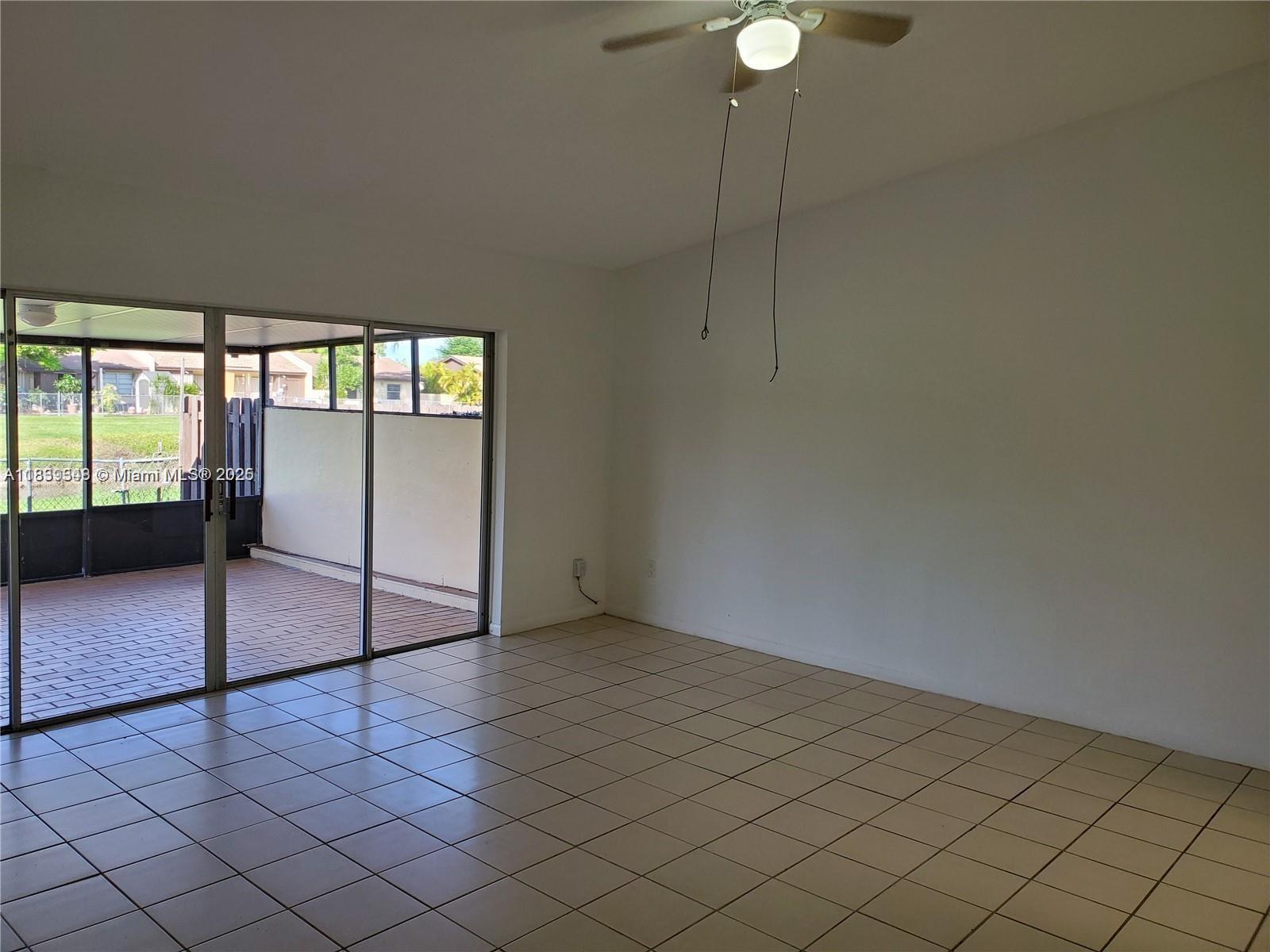 12335 SW 110th S Canal St Rd 12335
