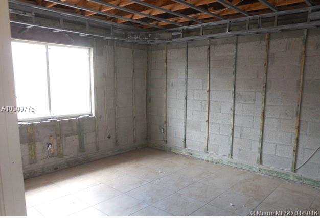 Mc Clure Manors - Residential