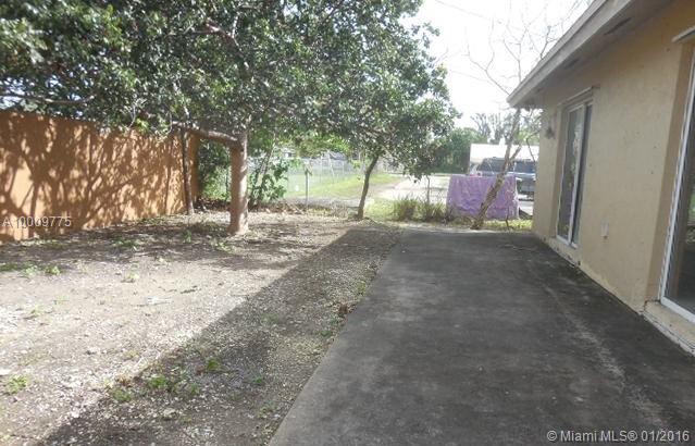 Mc Clure Manors - Residential