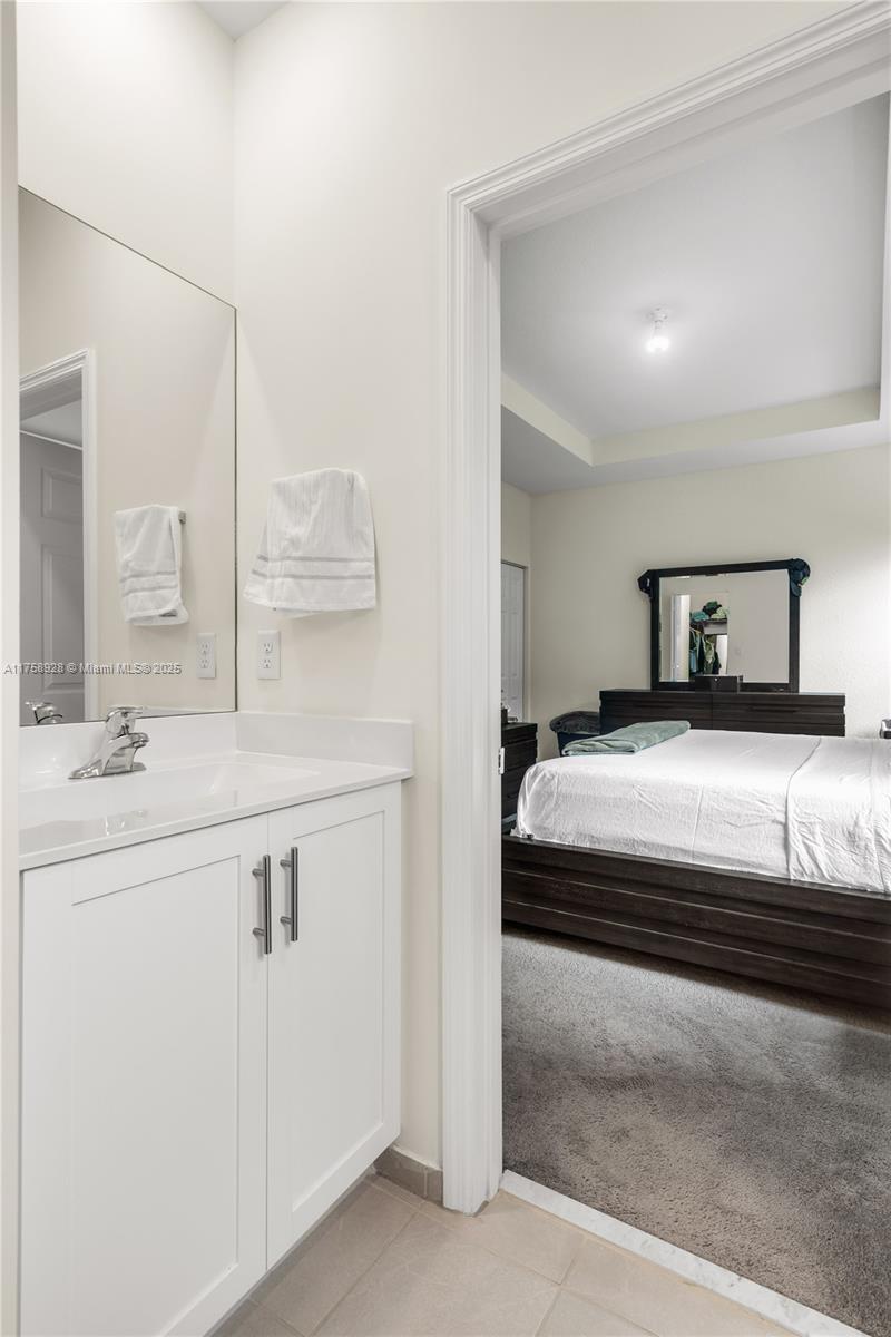 AQUABELLA SECTION ONE - Residential