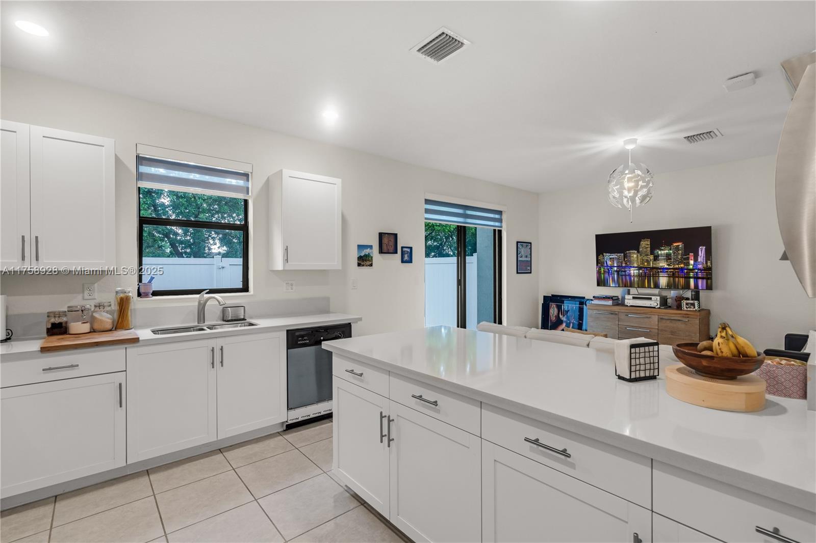 AQUABELLA SECTION ONE - Residential