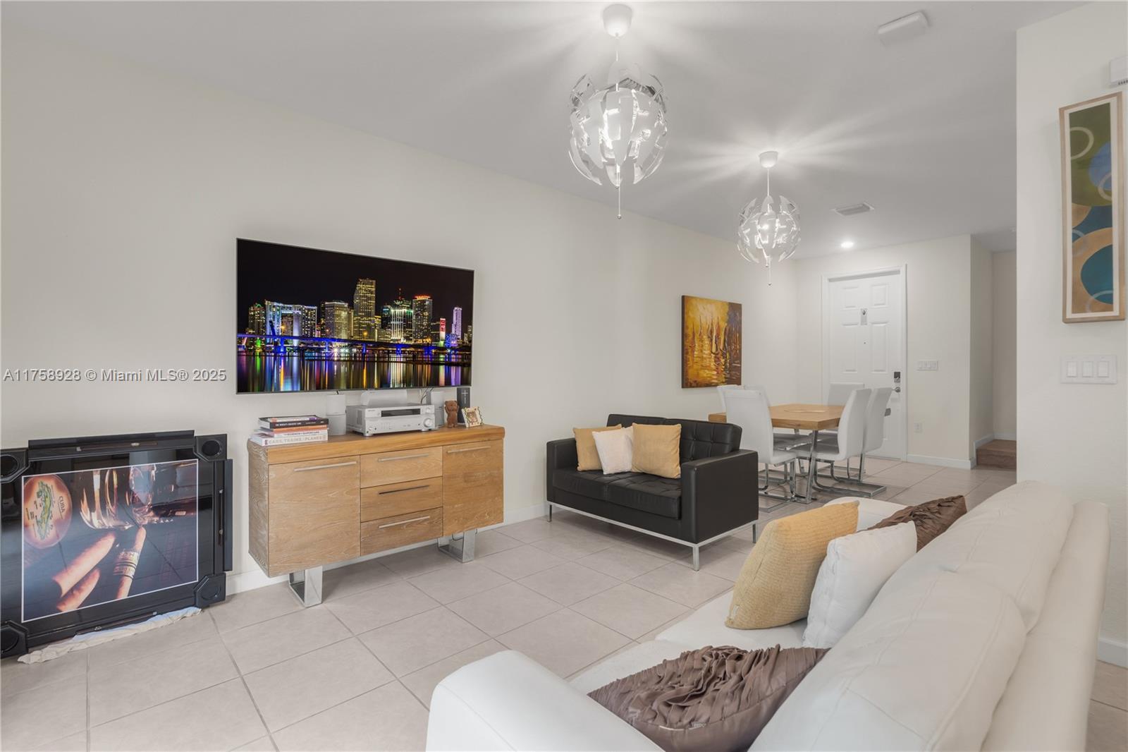 AQUABELLA SECTION ONE - Residential