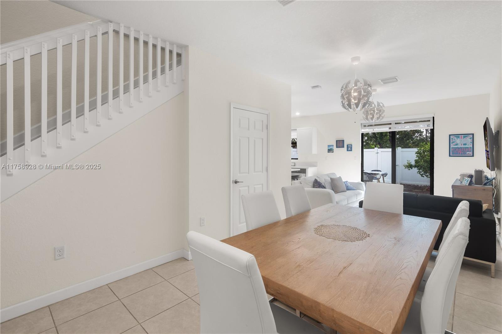 AQUABELLA SECTION ONE - Residential